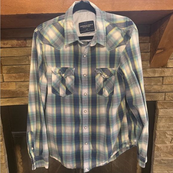 American Eagle Outfitters Tops - Blue button up American Eagle flannel